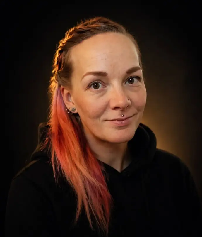 Sanna Toivanen, Luulinnan koulutettu hieroja ja valmistuva fysioterapeutti